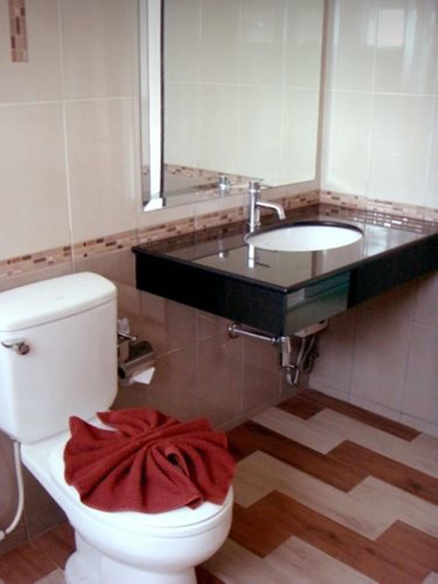 Grand Residence Jomtien Exterior photo