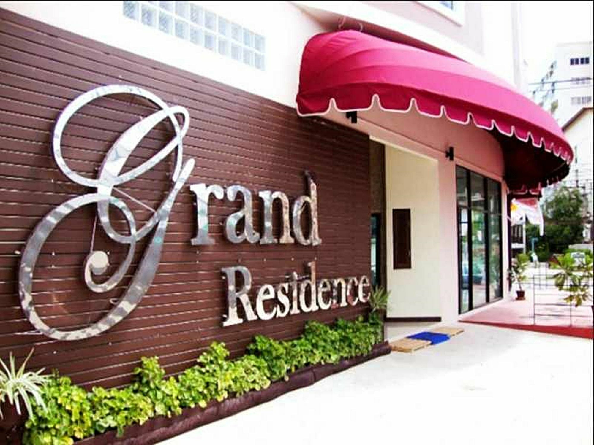 Grand Residence Jomtien Exterior photo